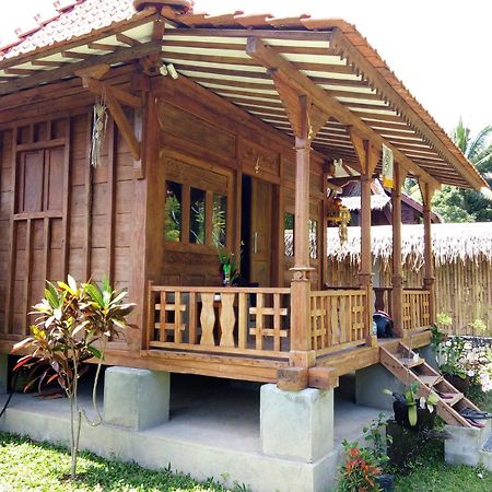 Hotel Uma Nirmala Aling-Aling Singaraja Habitación foto