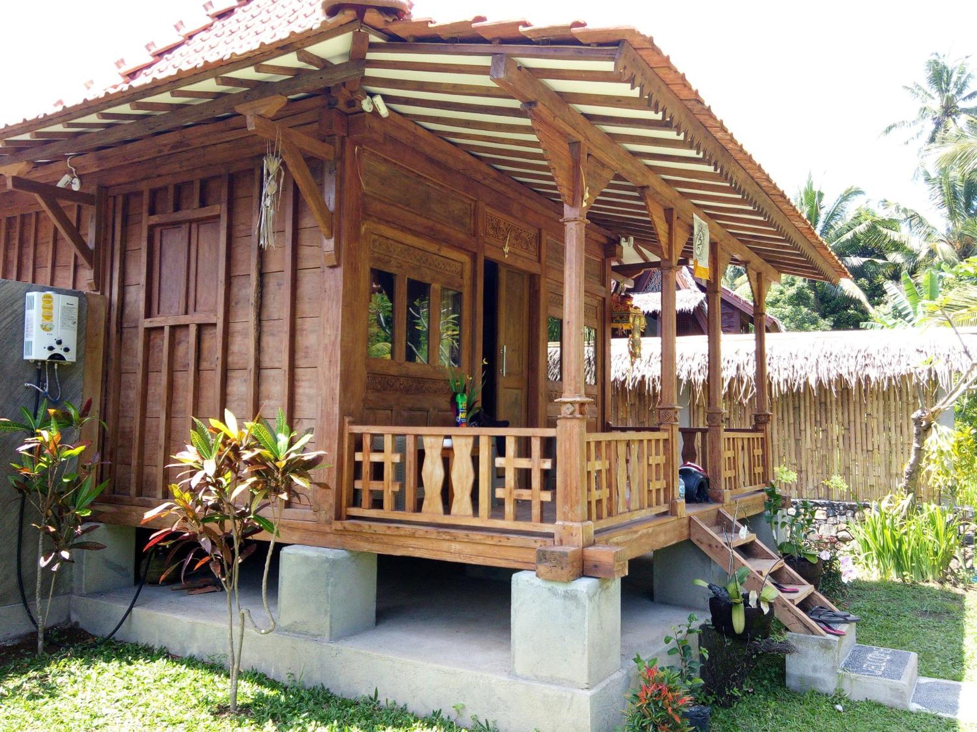 Hotel Uma Nirmala Aling-Aling Singaraja Habitación foto