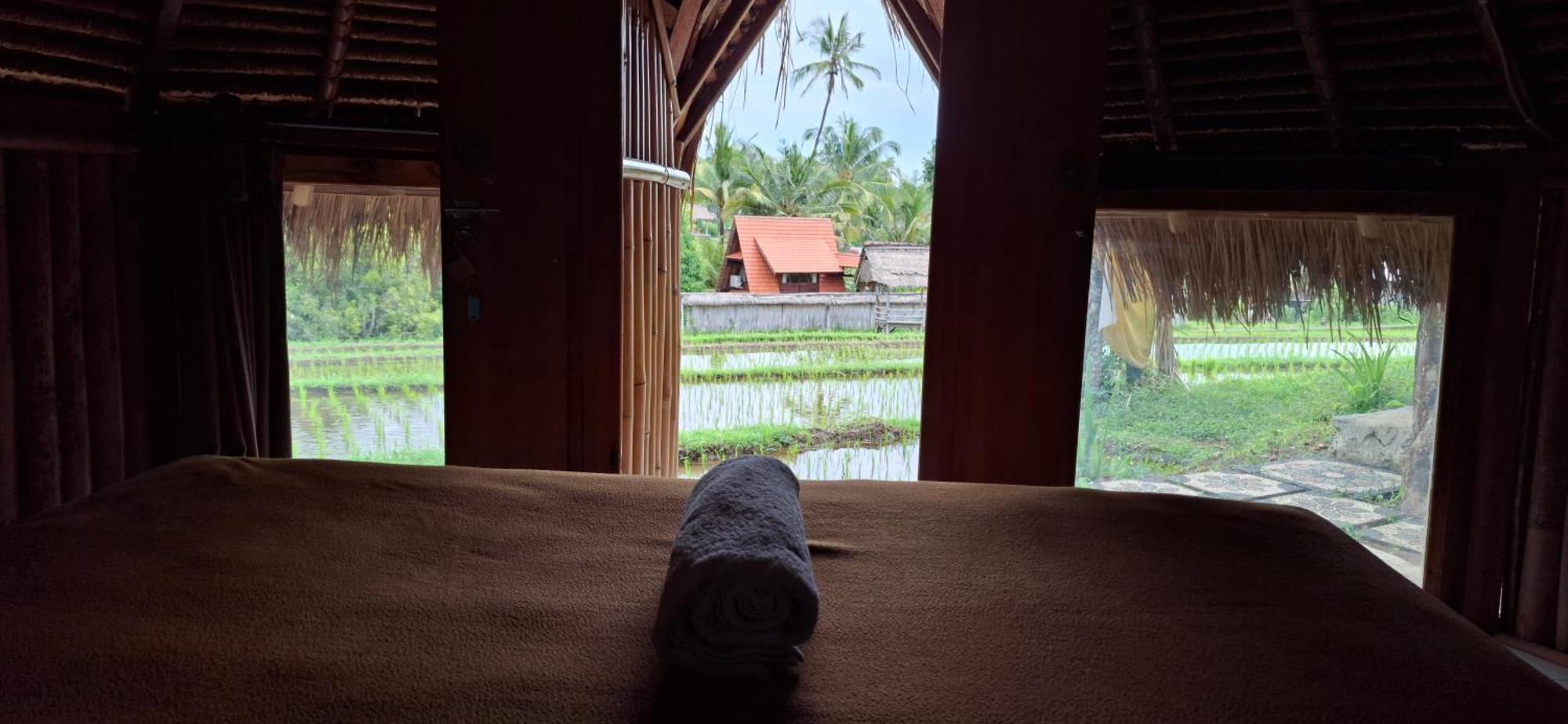 Hotel Uma Nirmala Aling-Aling Singaraja Exterior foto