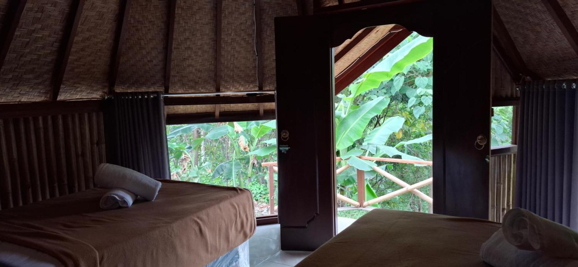 Hotel Uma Nirmala Aling-Aling Singaraja Exterior foto