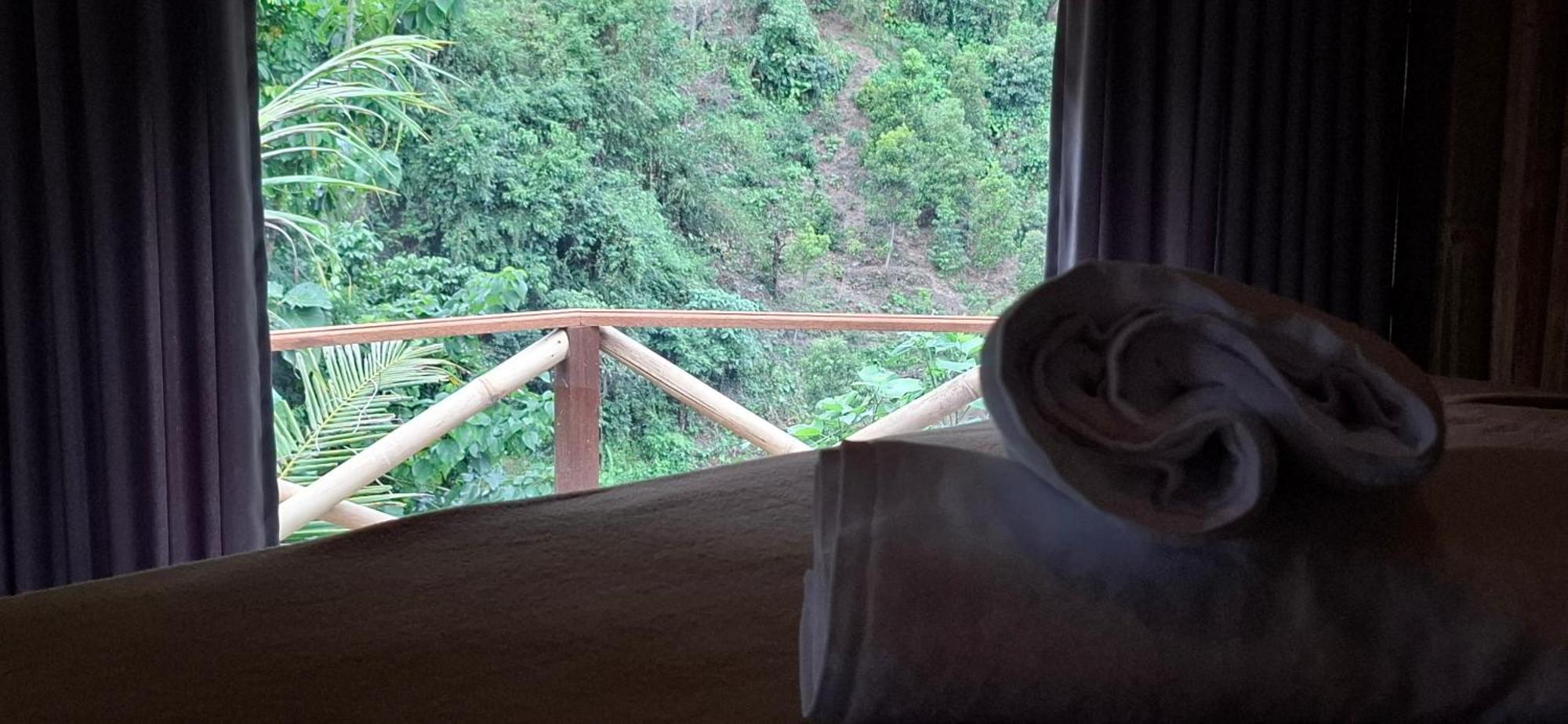 Hotel Uma Nirmala Aling-Aling Singaraja Exterior foto